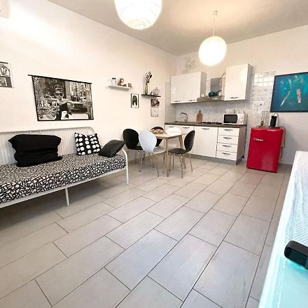 Ferienwohnung Red Ginger Oristano Exterior foto