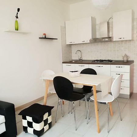 Ferienwohnung Red Ginger Oristano Exterior foto